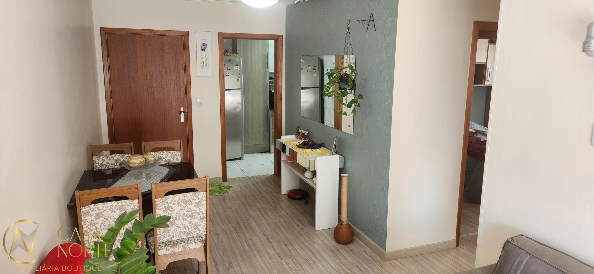 Apartamento à venda com 2 quartos, 60m², 1 vaga, Rua Guilherme Alves no bairro Partenon em Porto Alegre