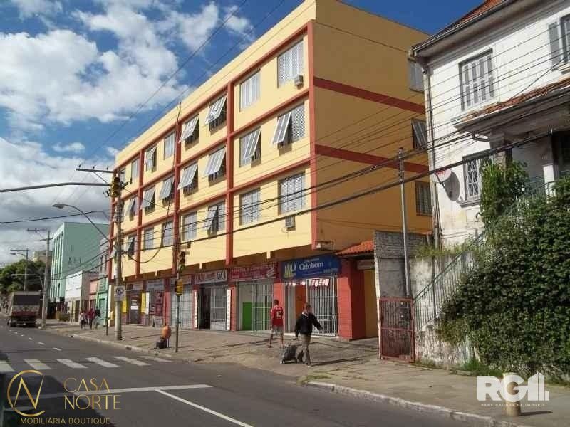 Apartamento à venda com 2 quartos, 63m², Avenida Bento Gonçalves no bairro Partenon em Porto Alegre