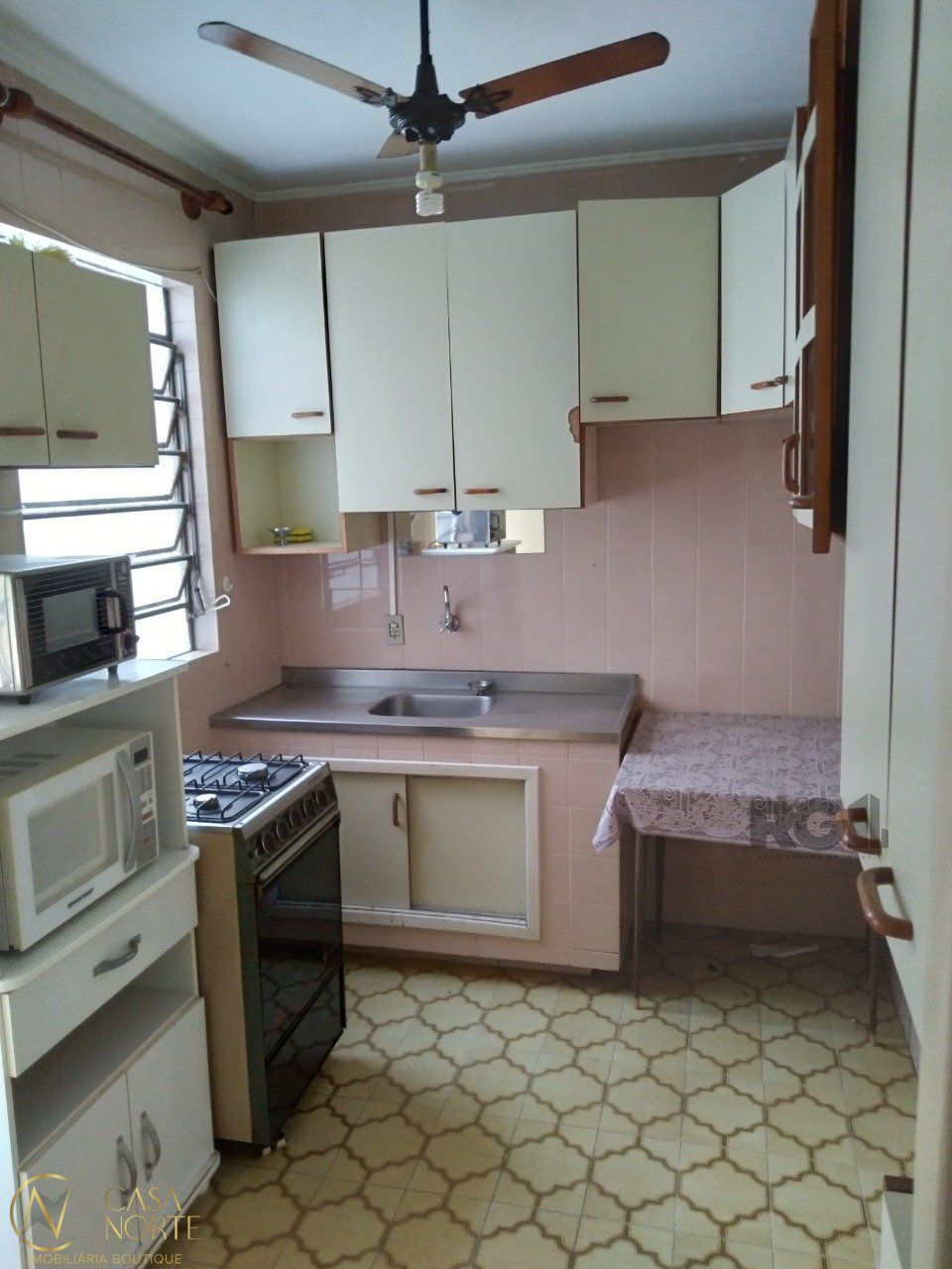Apartamento à venda com 2 quartos, 55m², 1 vaga, Rua Ouro Preto no bairro Jardim Floresta em Porto Alegre