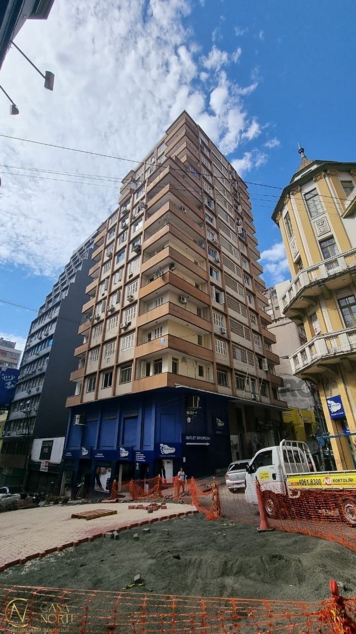Apartamento à venda com 1 quarto, 49m², Rua General Vitorino no bairro Centro Histórico em Porto Alegre