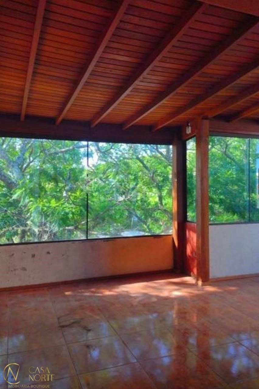 Cobertura à venda com 3 quartos, 213m², 1 suíte, 2 vagas, Rua Bogota no bairro Jardim Lindóia em Porto Alegre