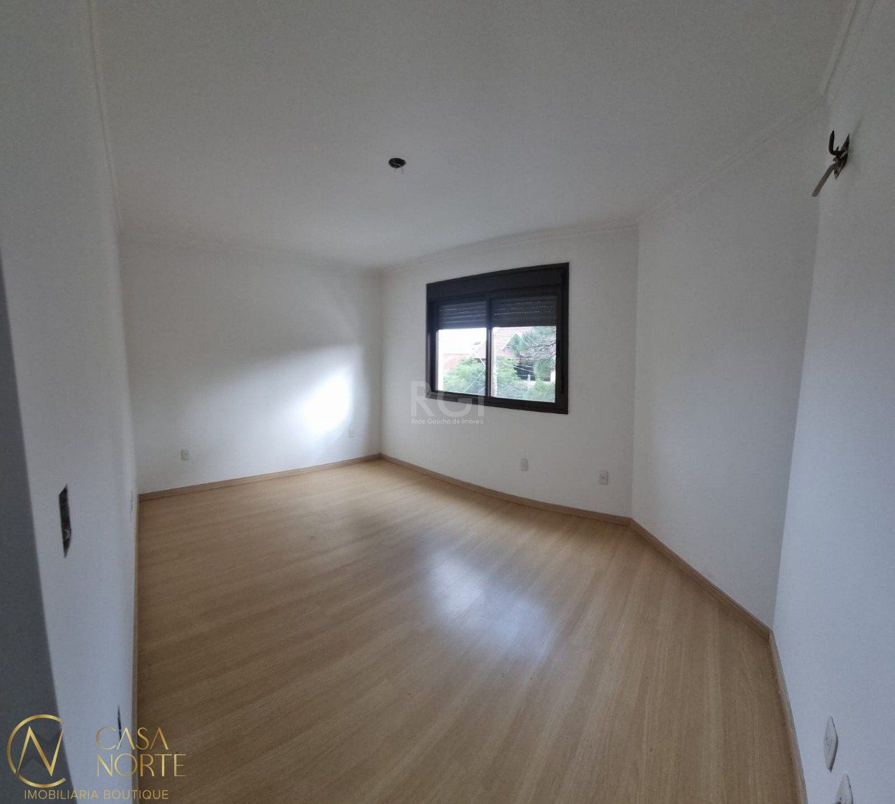 Apartamento à venda com 3 quartos, 136m², 1 suíte, 2 vagas, Rua Juruá no bairro Jardim São Pedro em Porto Alegre