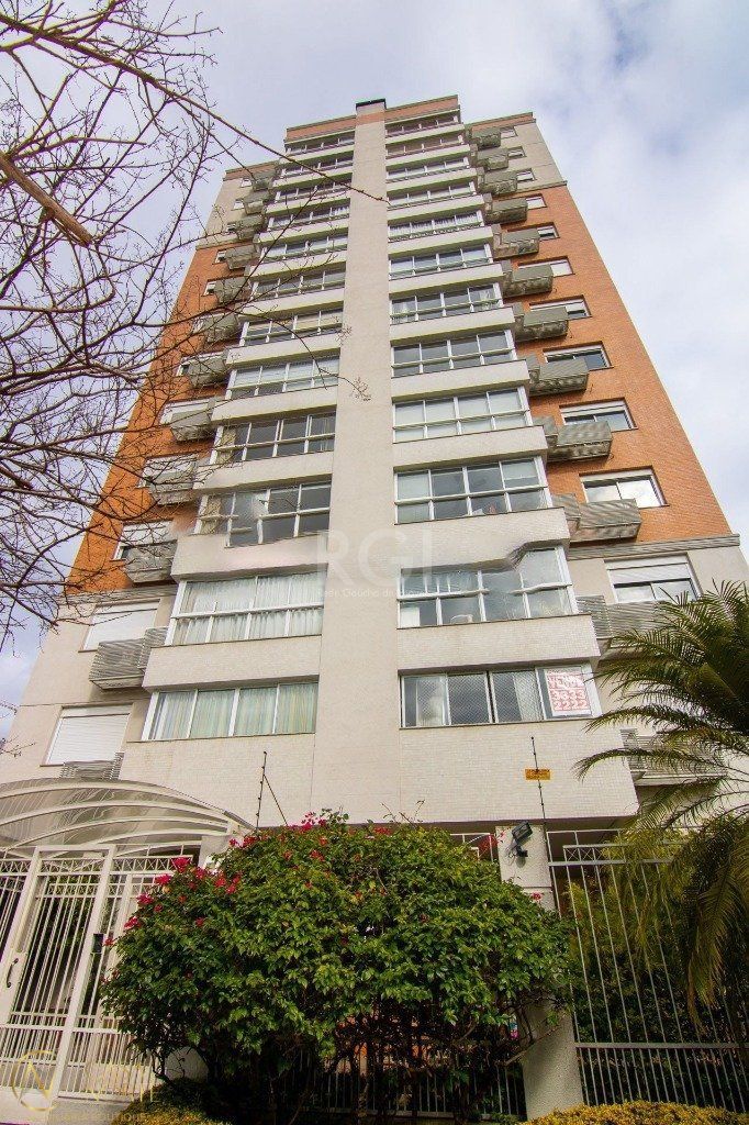 Apartamento à venda com 3 quartos, 102m², 1 suíte, 2 vagas, Avenida América no bairro Auxiliadora em Porto Alegre
