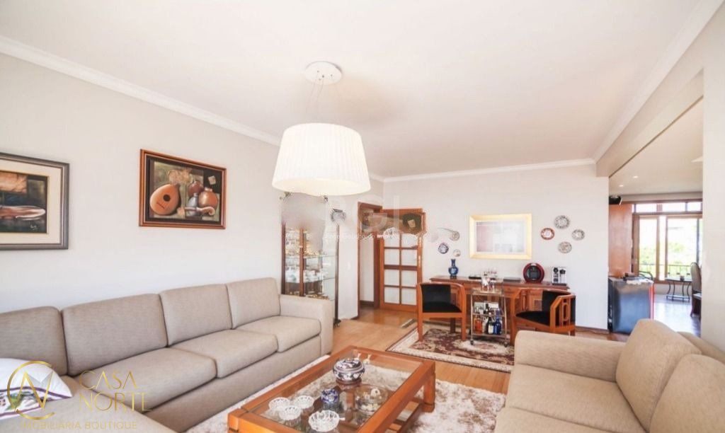 Apartamento à venda com 3 quartos, 232m², 1 suíte, 2 vagas, Rua Engenheiro Teixeira Soares no bairro Bela Vista em Porto Alegre