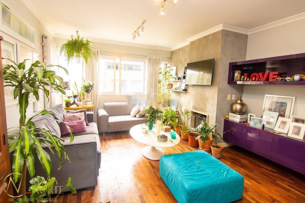 Apartamento à venda com 3 quartos, 102m², 1 suíte, 2 vagas, Avenida América no bairro Auxiliadora em Porto Alegre
