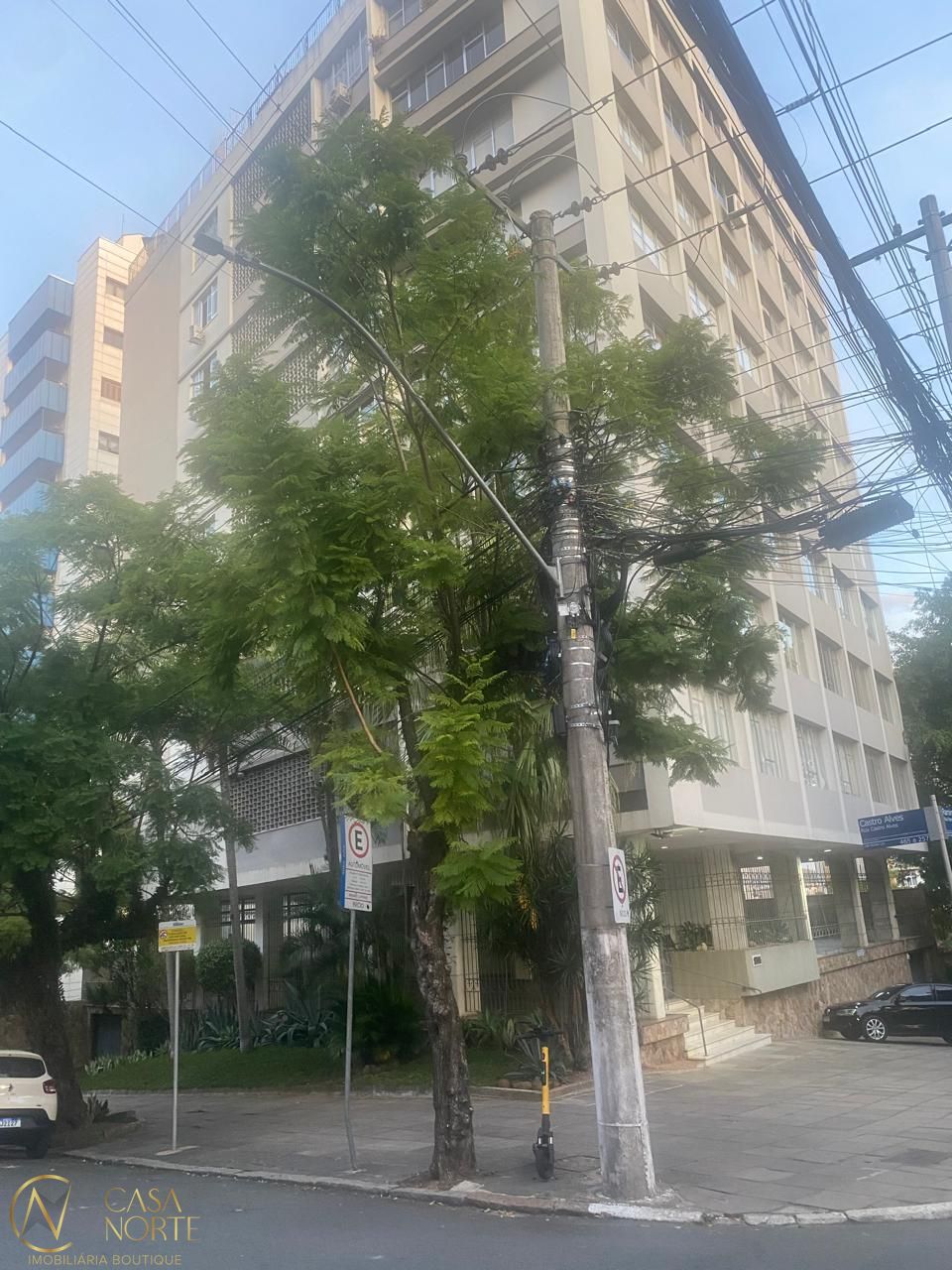 Apartamento à venda com 4 quartos, 170m², 1 suíte, Rua Ramiro Barcelos no bairro Independência em Porto Alegre