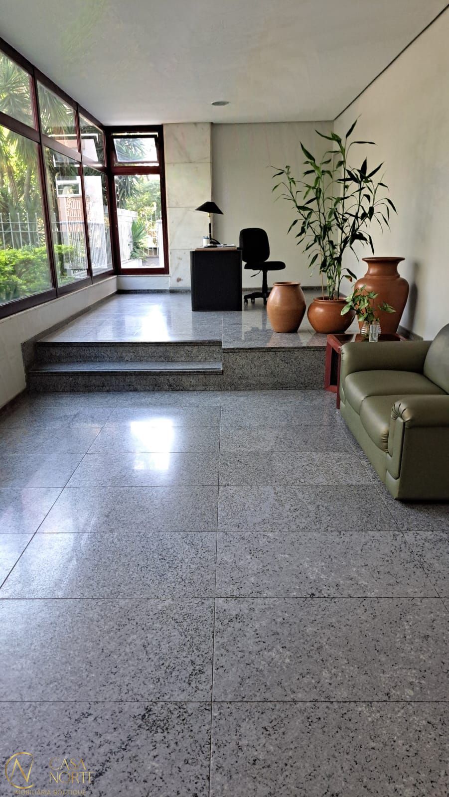 Cobertura à venda com 3 quartos, 258m², 1 suíte, 2 vagas, Rua Coronel Aurélio Bitencourt no bairro Rio Branco em Porto Alegre