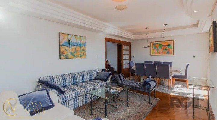 Cobertura à venda com 3 quartos, 273m², 1 suíte, 2 vagas, Rua Quintino Bocaiuva no bairro Floresta em Porto Alegre