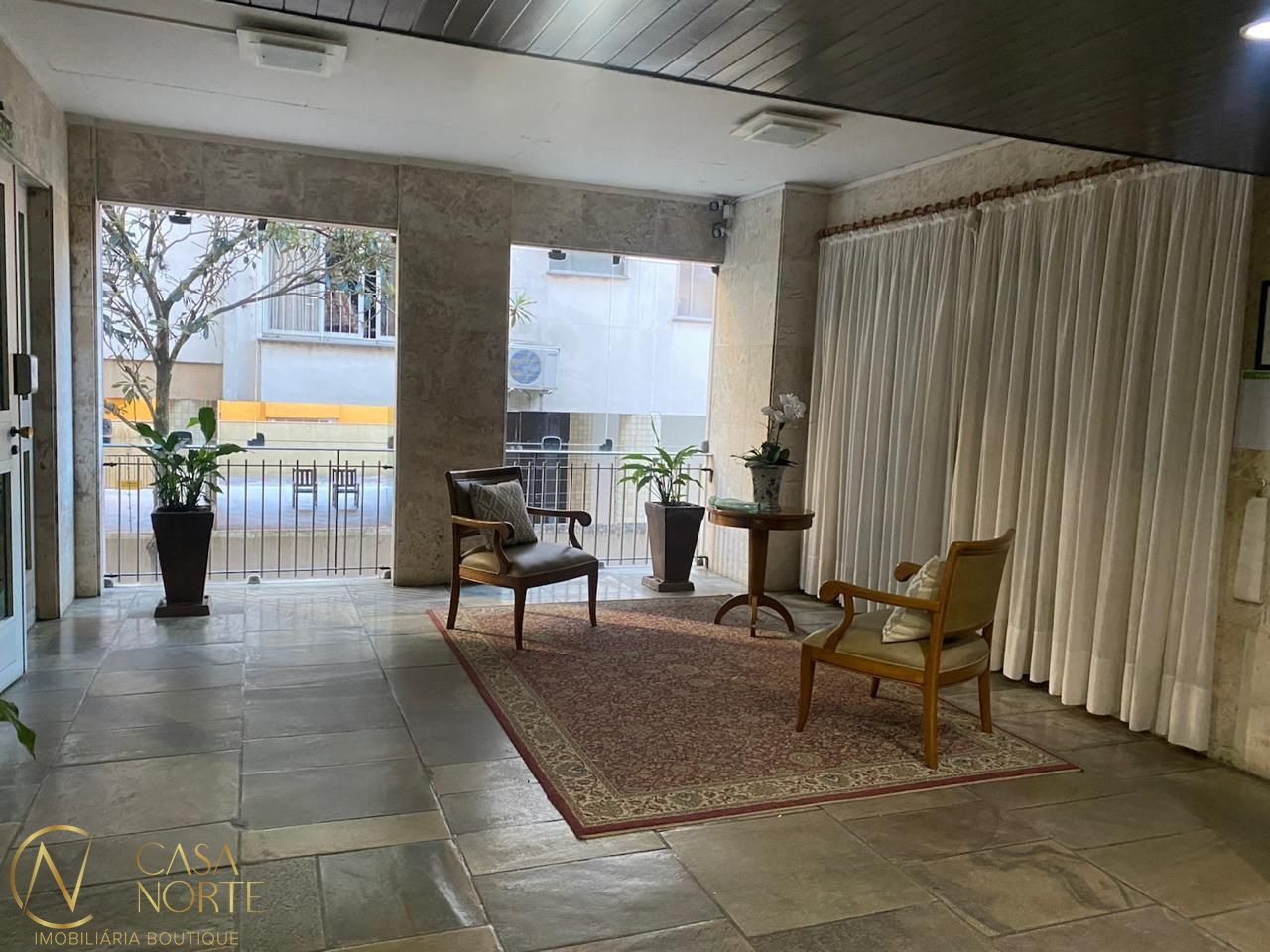 Apartamento à venda com 3 quartos, 217m², 1 suíte, 2 vagas, Rua André Puente no bairro Independência em Porto Alegre