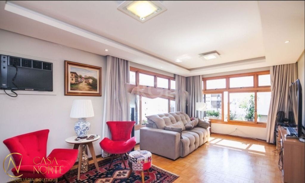 Apartamento à venda com 3 quartos, 232m², 1 suíte, 2 vagas, Rua Engenheiro Teixeira Soares no bairro Bela Vista em Porto Alegre