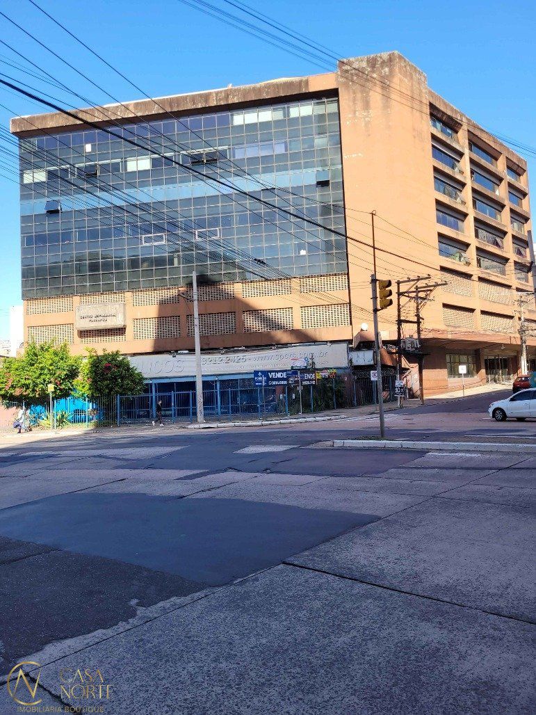 Sala Comercial à venda , 762m², Avenida Farrapos no bairro Floresta em Porto Alegre