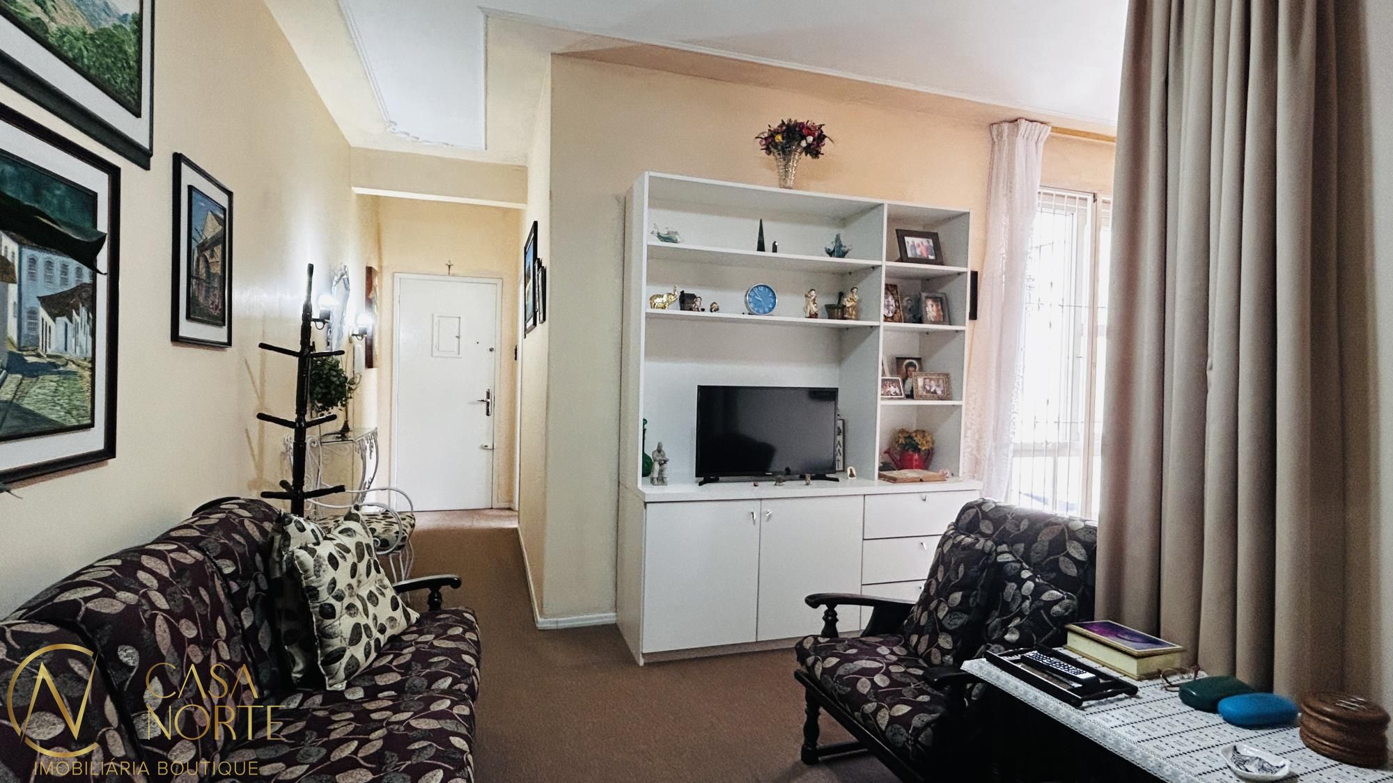 Apartamento à venda com 2 quartos, 76m², Rua Duque de Caxias no bairro Centro Histórico em Porto Alegre