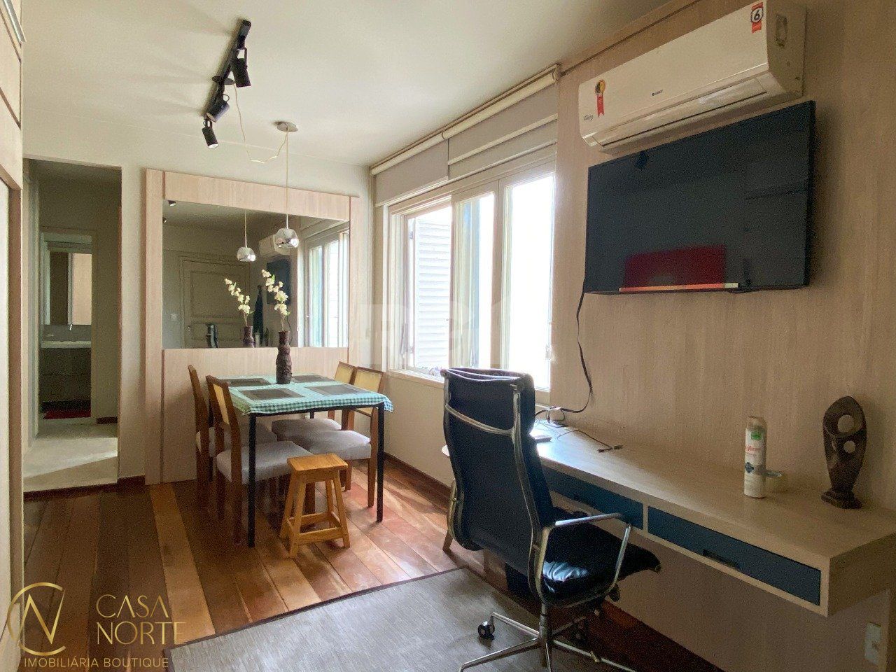 Studio à venda com 1 quarto, 30m², Rua Washington Luiz no bairro Centro Histórico em Porto Alegre