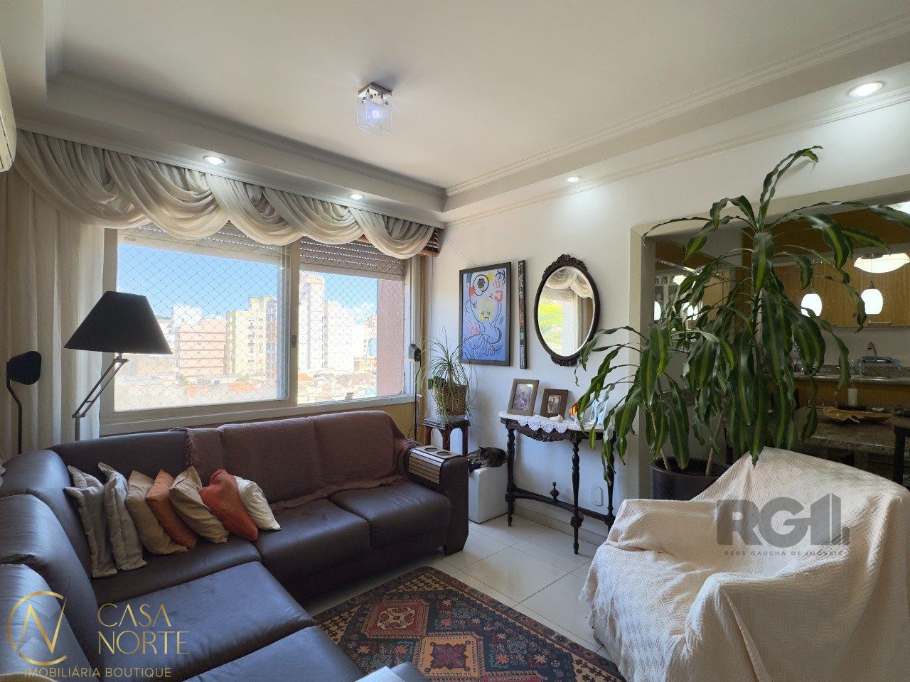 Apartamento à venda com 3 quartos, 101m², 1 suíte, 1 vaga, Rua Coronel Fernando Machado no bairro Centro Histórico em Porto Alegre