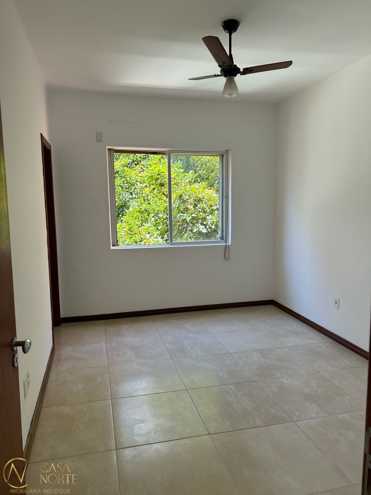 Apartamento à venda com 1 quarto, 40m², 1 suíte, Rua Duque de Caxias no bairro Centro Histórico em Porto Alegre