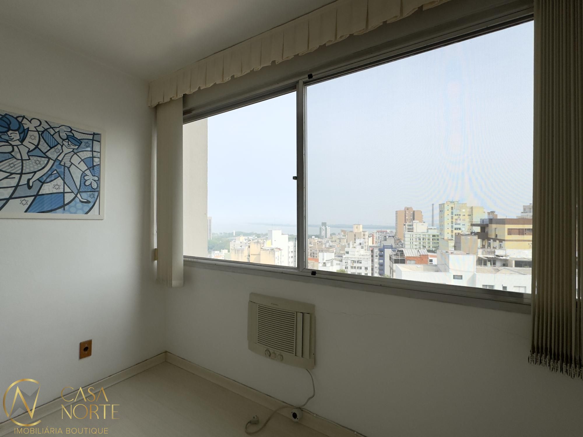 Apartamento à venda com 1 quarto, 47m², Rua Duque de Caxias no bairro Centro Histórico em Porto Alegre