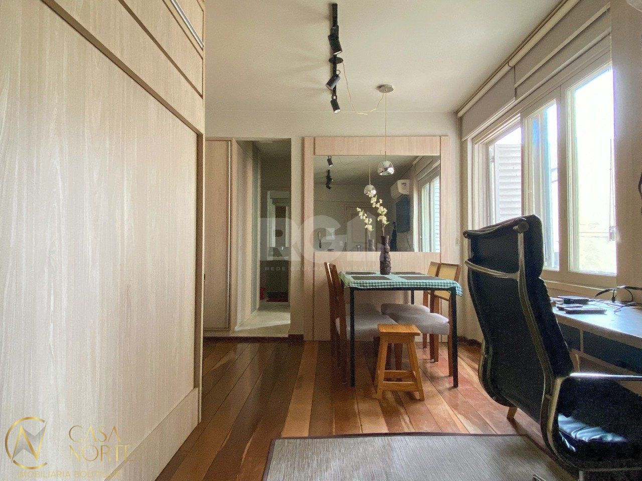 Studio à venda com 1 quarto, 30m², Rua Washington Luiz no bairro Centro Histórico em Porto Alegre