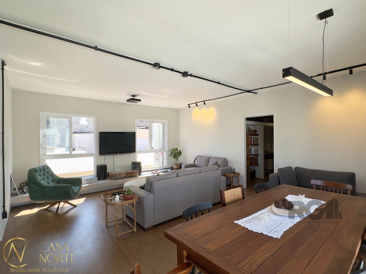 Apartamento à venda com 2 quartos, 223m², 2 suítes, 1 vaga, Praça Conde de Porto Alegre no bairro Centro Histórico em Porto Alegre