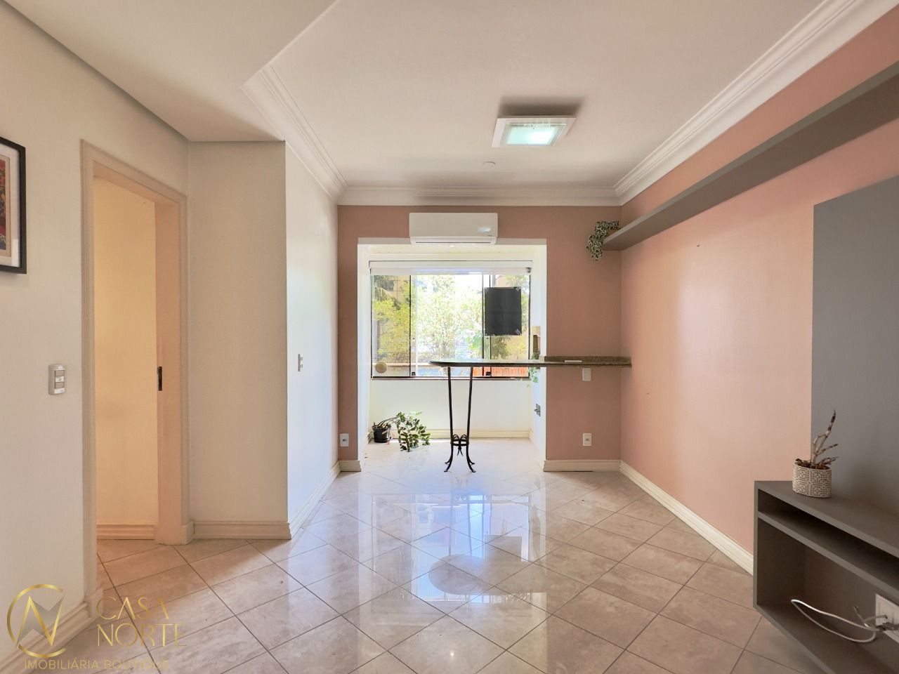 Apartamento à venda com 3 quartos, 78m², 1 suíte, 1 vaga, Rua Coronel André Belo no bairro Menino Deus em Porto Alegre