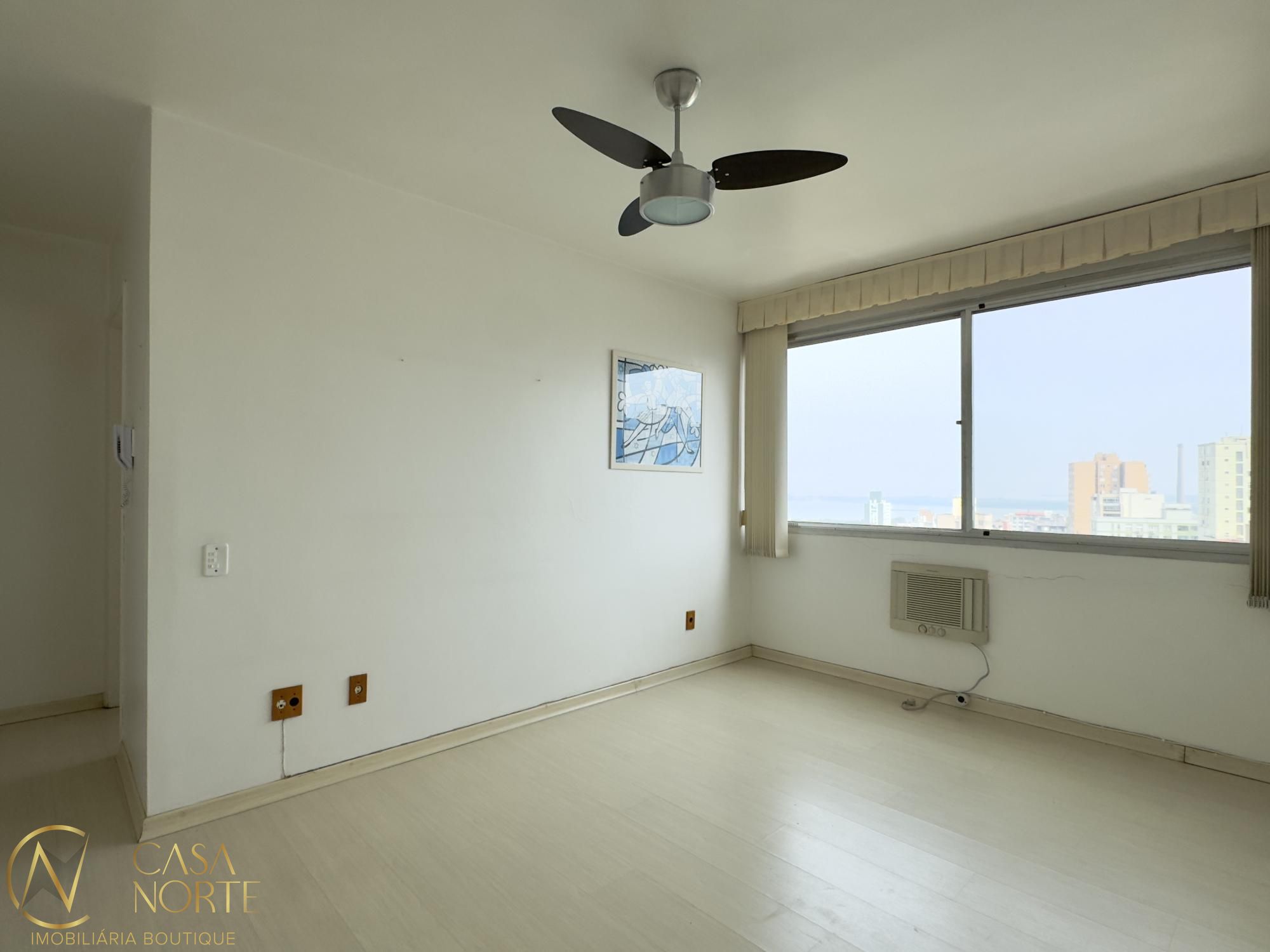 Apartamento à venda com 1 quarto, 47m², Rua Duque de Caxias no bairro Centro Histórico em Porto Alegre