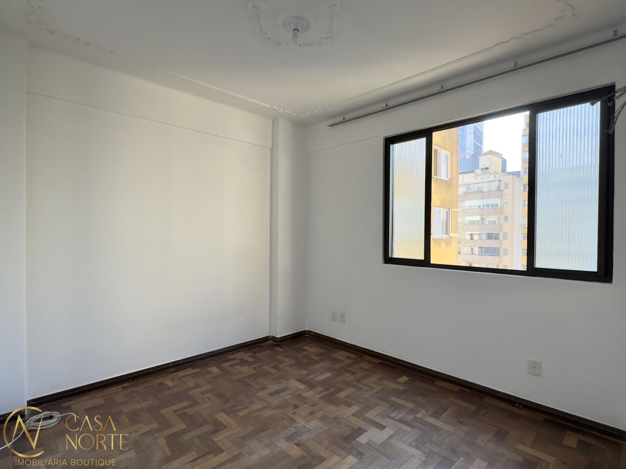 Apartamento à venda com 2 quartos, 71m², Rua Riachuelo no bairro Centro Histórico em Porto Alegre