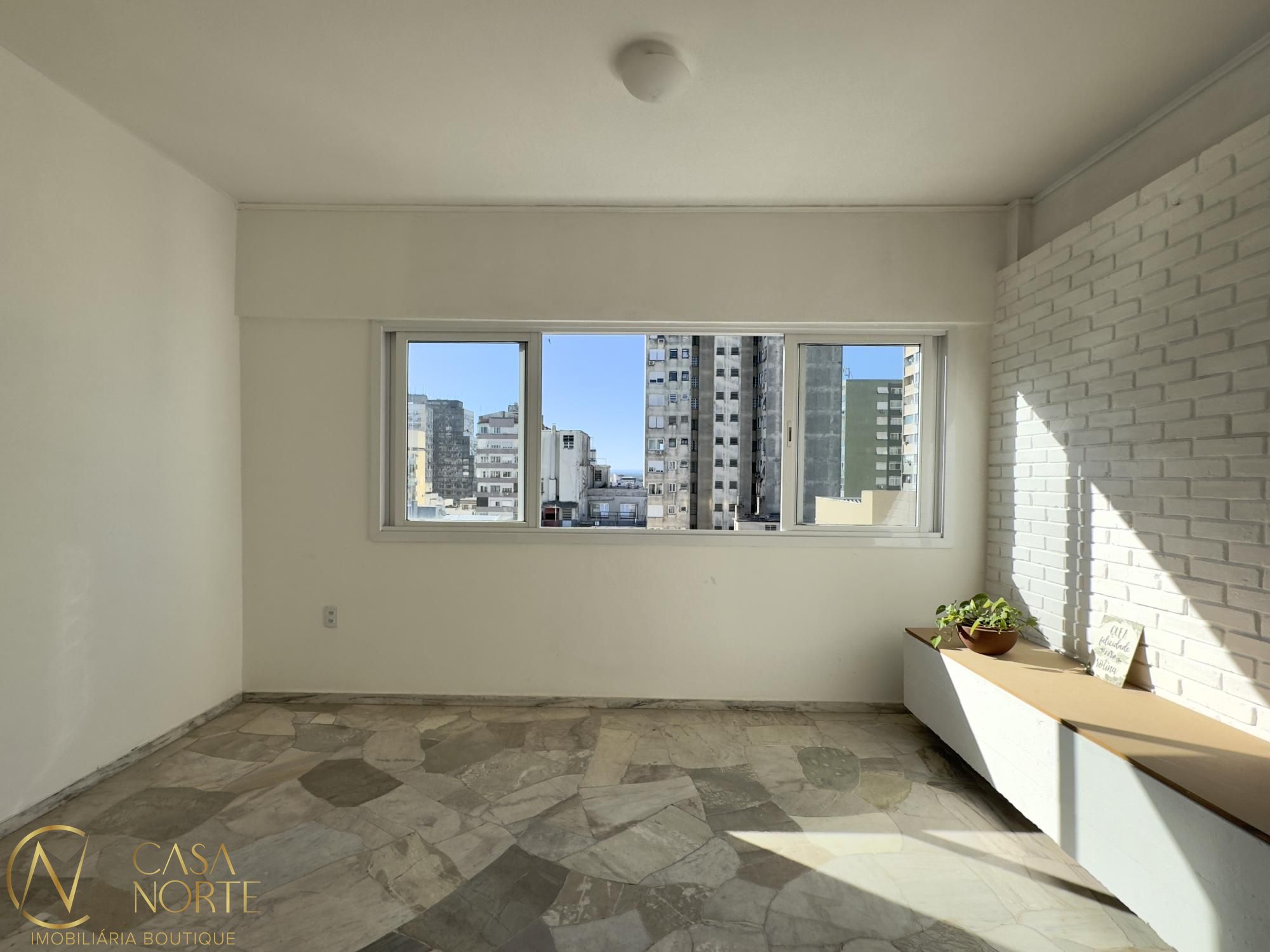 Apartamento à venda com 2 quartos, 59m², Praça Conde de Porto Alegre no bairro Centro Histórico em Porto Alegre