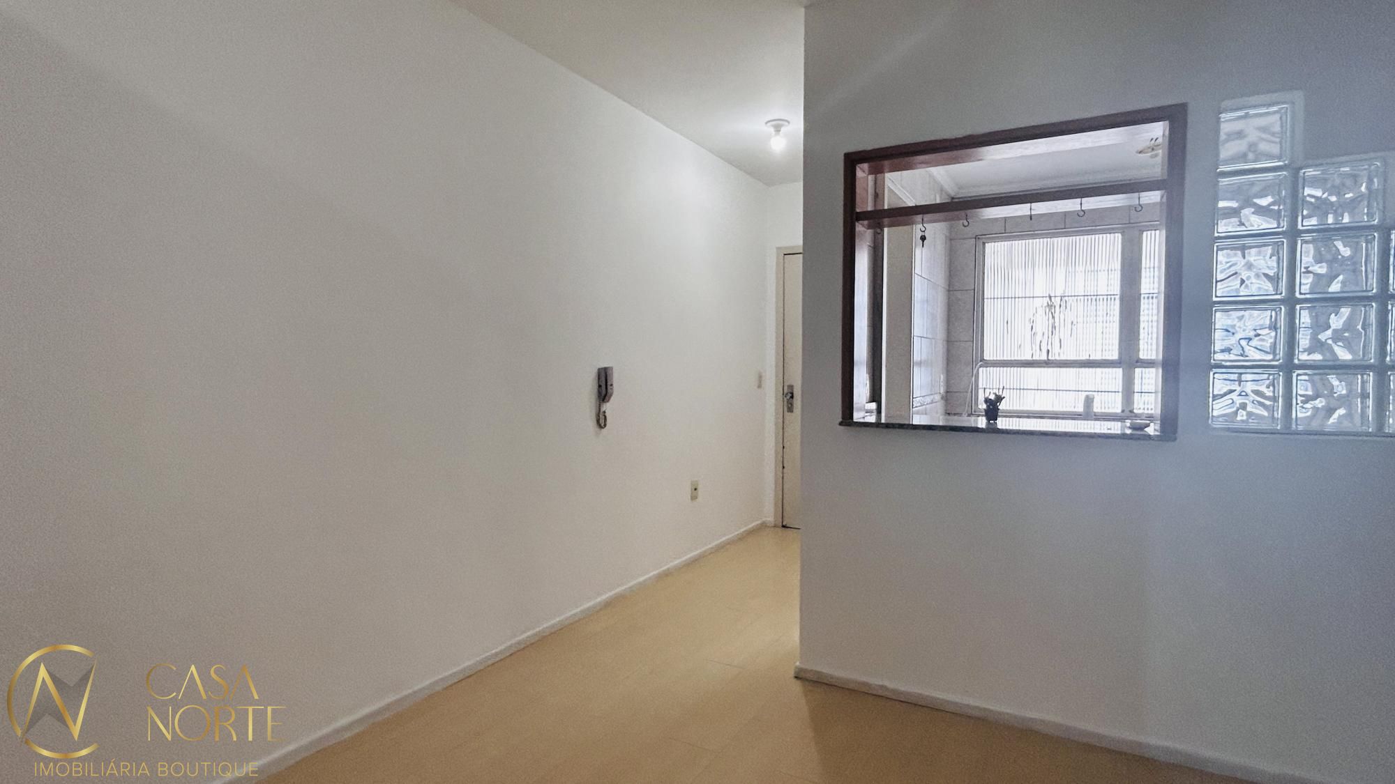 Apartamento à venda com 2 quartos, 43m², Rua Washington Luiz no bairro Centro Histórico em Porto Alegre