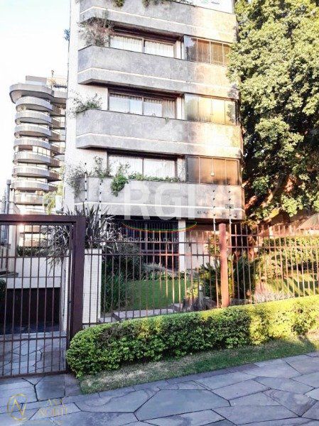 Cobertura à venda com 3 quartos, 492m², 1 suíte, 3 vagas, Rua Coronel Bordini no bairro Auxiliadora em Porto Alegre