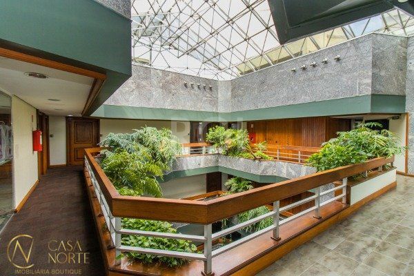 Sala Comercial à venda , 31m², 1 vaga, Rua Dom Pedro II no bairro São João em Porto Alegre
