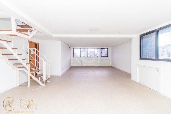 Sala Comercial à venda , 113m², Rua Mariante no bairro Rio Branco em Porto Alegre