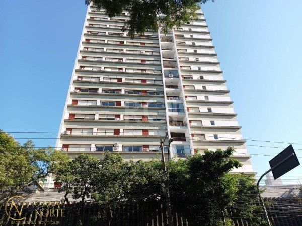 Apartamento à venda com 3 quartos, 245m², 1 suíte, 2 vagas, Avenida Independência no bairro Independência em Porto Alegre