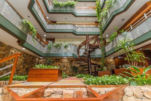 Sala Comercial à venda , 31m², 1 vaga, Rua Dom Pedro II no bairro São João em Porto Alegre