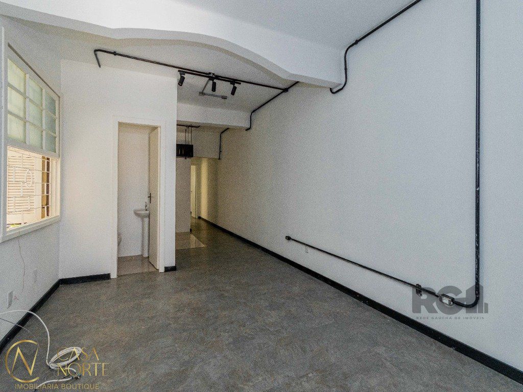 Apartamento à venda com 2 quartos, 47m², 1 vaga, Rua Santo Antônio no bairro Bom Fim em Porto Alegre