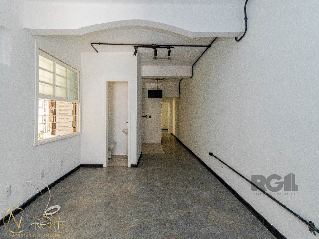 Apartamento à venda com 2 quartos, 47m², 1 vaga, Rua Santo Antônio no bairro Bom Fim em Porto Alegre
