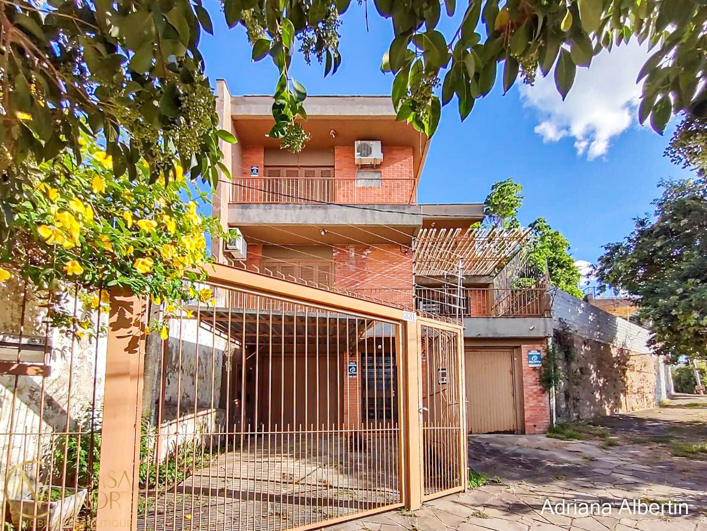 Apartamento à venda com 2 quartos, 91m², 1 vaga, Rua da Graca no bairro Jardim Floresta em Porto Alegre