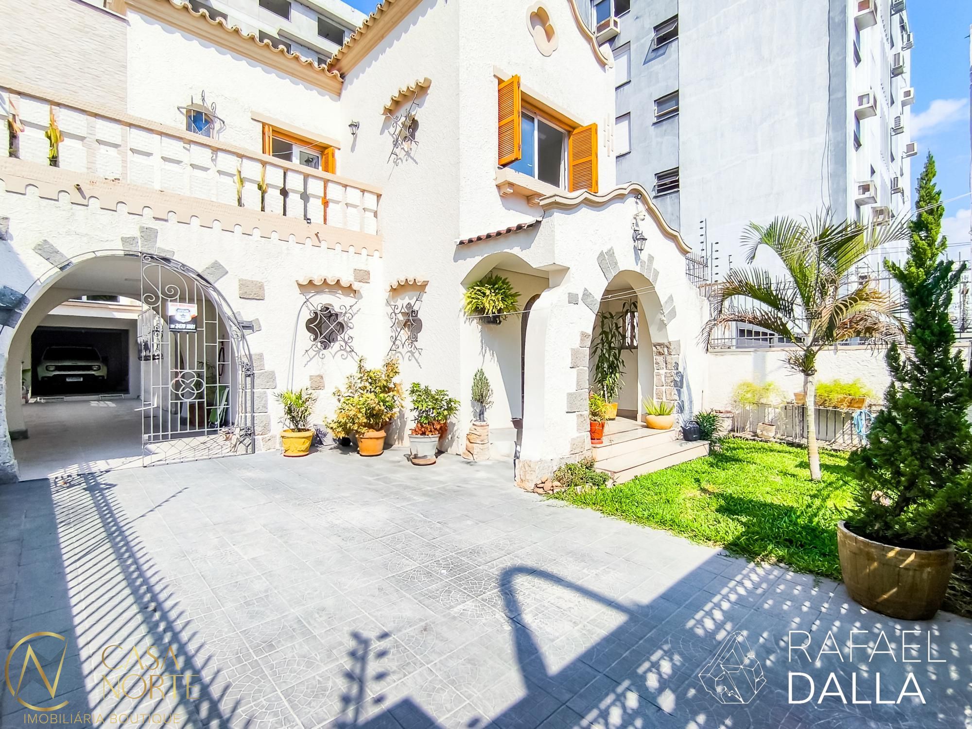Casa à venda com 4 quartos, 280m², 2 suítes, 5 vagas, Rua Luiz Afonso no bairro Cidade Baixa em Porto Alegre
