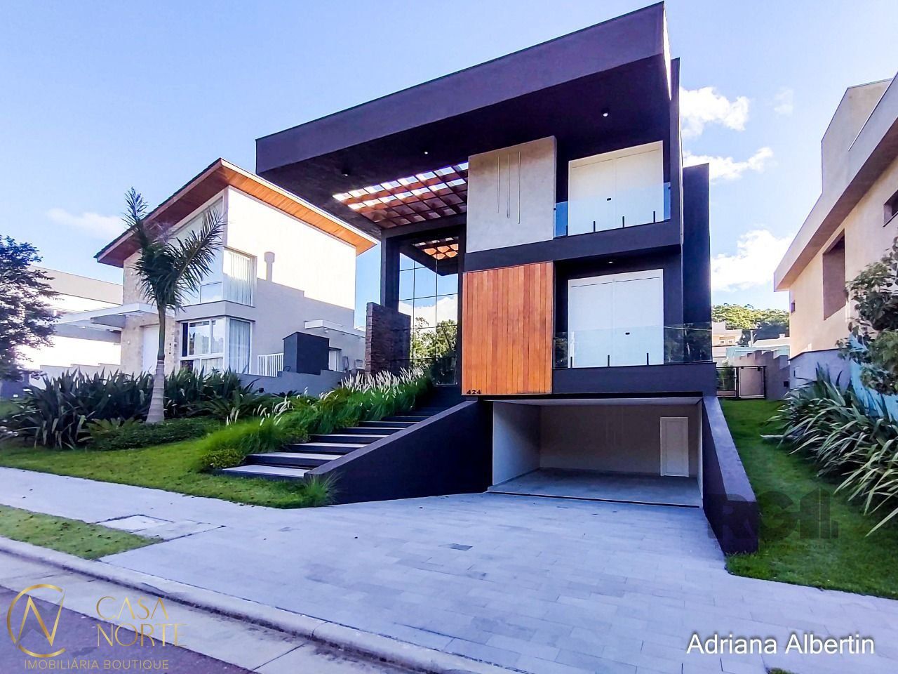 Casa de Condomínio à venda com 4 quartos, 289m², 4 suítes, 2 vagas, Estrada das Três Meninas no bairro Alphaville em Porto Alegre