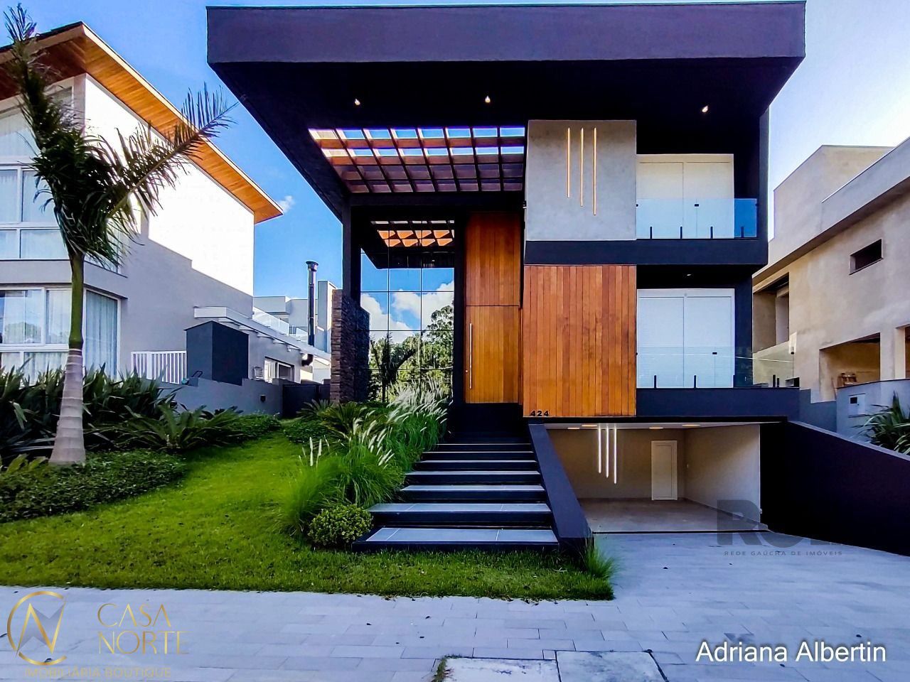Casa de Condomínio à venda com 4 quartos, 289m², 4 suítes, 2 vagas, Estrada das Três Meninas no bairro Alphaville em Porto Alegre