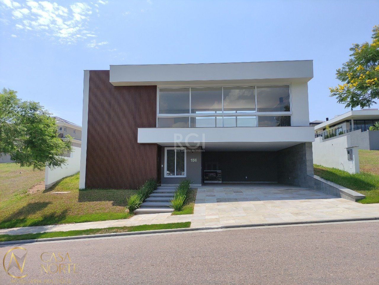 Casa de Condomínio à venda com 3 quartos, 310m², 3 suítes, 2 vagas, Estrada das Três Meninas no bairro Alphaville em Porto Alegre