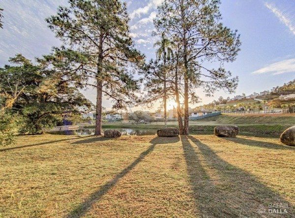 Terreno à venda  com 636m², Estrada das Três Meninas no bairro Alphaville em Porto Alegre