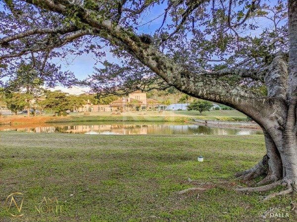 Terreno à venda  com 636m², Estrada das Três Meninas no bairro Alphaville em Porto Alegre