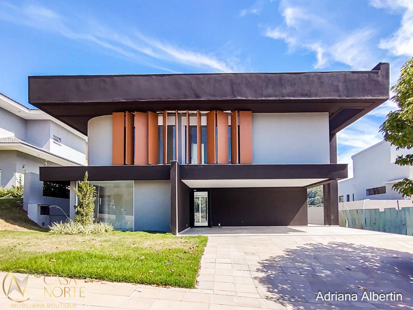 Casa de Condomínio à venda com 4 quartos, 250m², 4 suítes, 6 vagas, Estrada das Três Meninas no bairro Alphaville em Porto Alegre