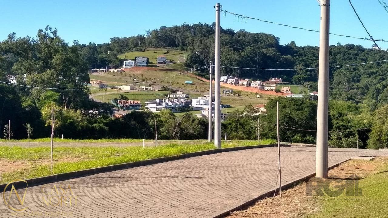 Terreno à venda  com 245m², Estrada Jorge Pereira Nunes no bairro Campo Novo em Porto Alegre