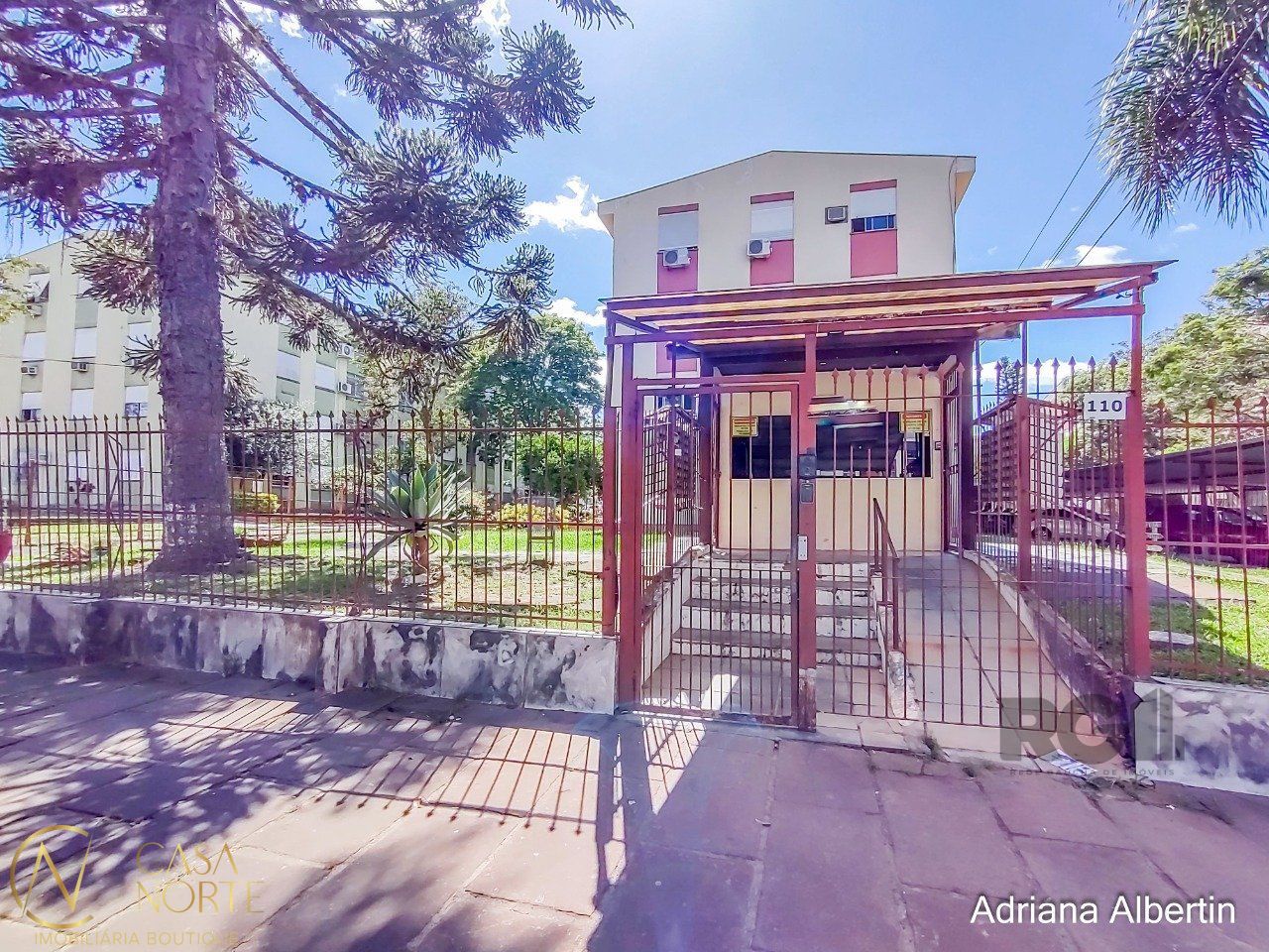 Apartamento à venda com 2 quartos, 49m², Rua Joaquim de Carvalho no bairro Vila Nova em Porto Alegre