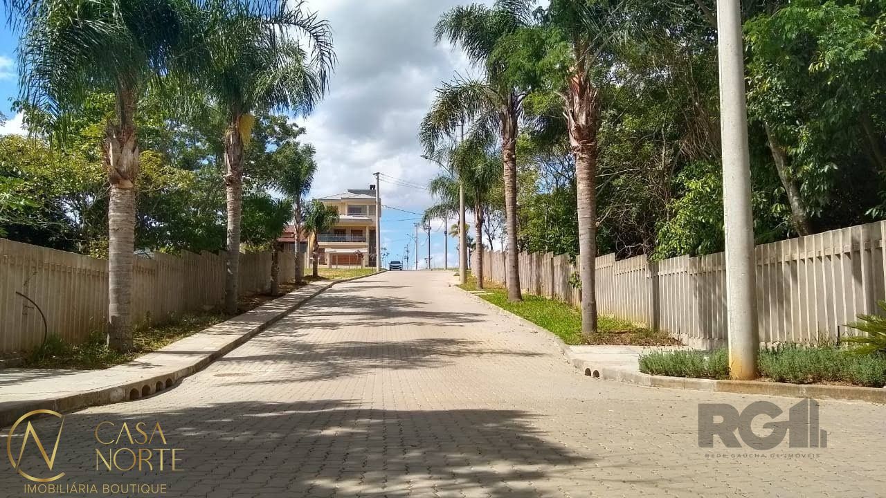 Terreno à venda  com 245m², Estrada Jorge Pereira Nunes no bairro Campo Novo em Porto Alegre