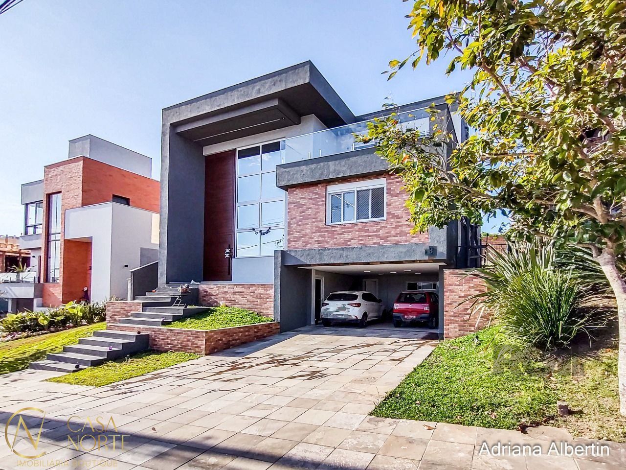 Casa de Condomínio à venda com 3 quartos, 304m², 3 suítes, 4 vagas, Estrada das Três Meninas no bairro Alphaville em Porto Alegre