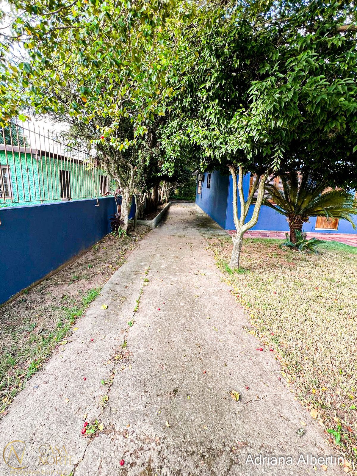 Casa à venda com 3 quartos, 169m², 1 suíte, 2 vagas, Beco Professor José Alberto Opitz no bairro Ipanema em Porto Alegre