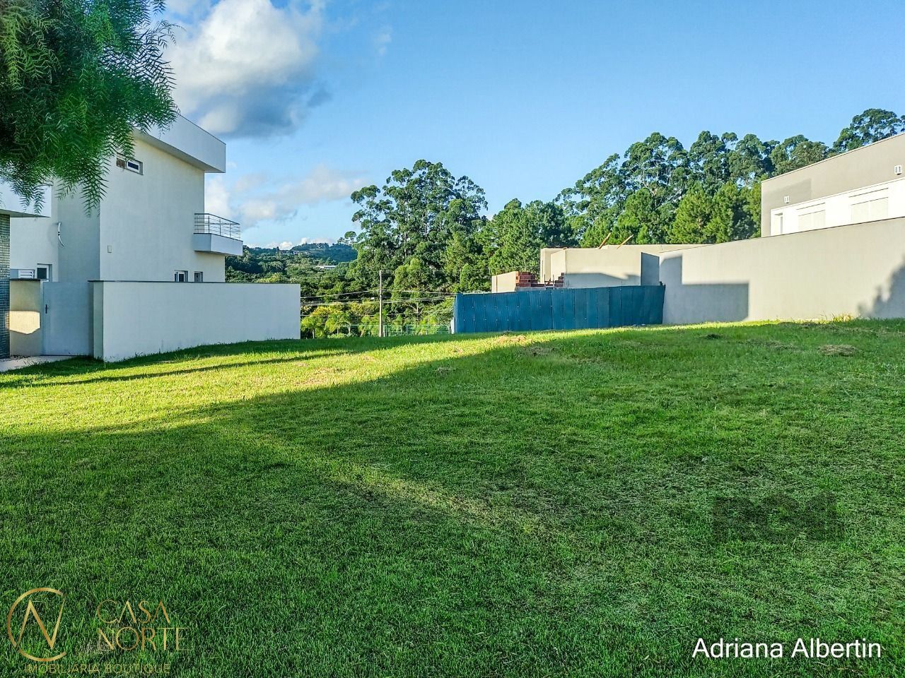 Terreno à venda  com 484m², Estrada das Três Meninas no bairro Alphaville em Porto Alegre