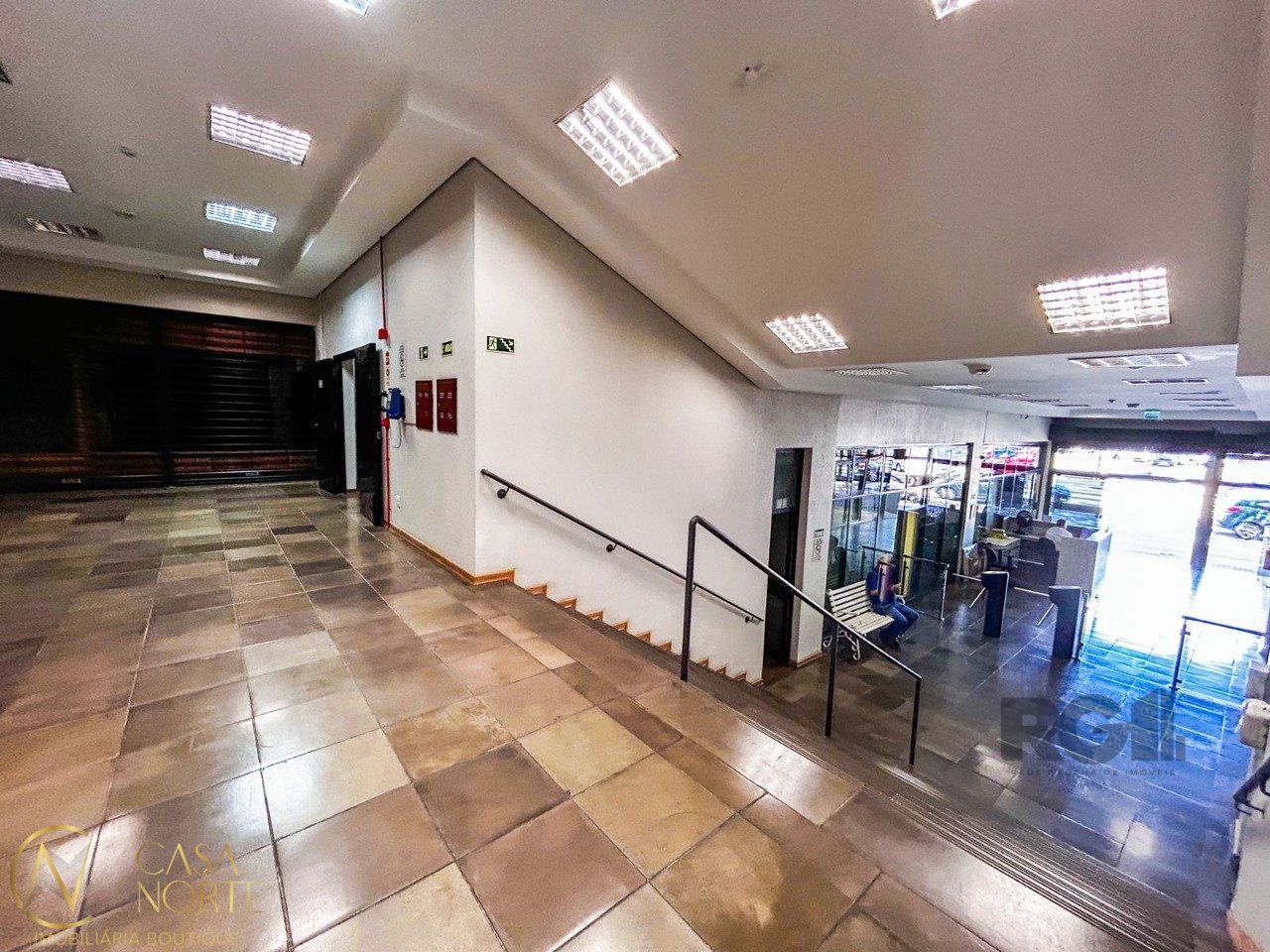 Sala Comercial à venda com 1 quarto, 28m², Avenida Teresópolis no bairro Teresópolis em Porto Alegre