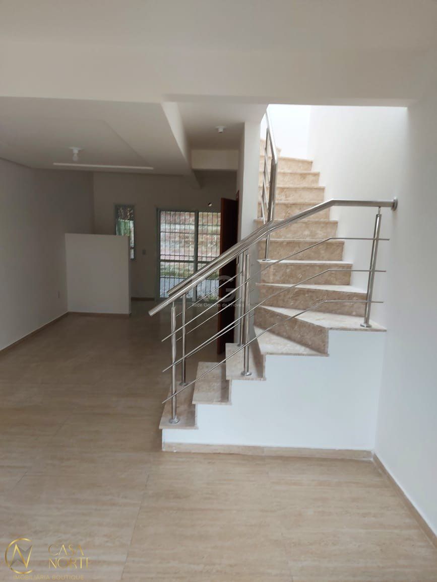 Casa à venda com 2 quartos, 107m², 1 suíte, 1 vaga, Avenida Vereador Roberto Landell de Moura no bairro Campo Novo em Porto Alegre